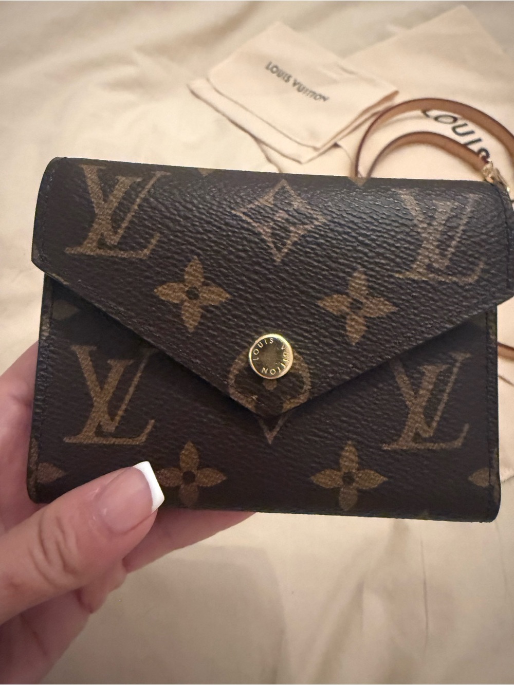 Louis Vuitton Monogram Alma BB in Mono Canvas with Victorian Wallet. - Picture 10 of 16